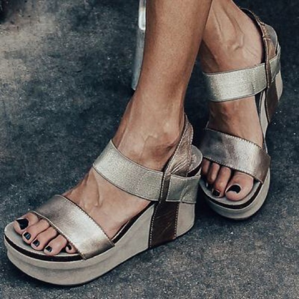OTBT Bushnell Gold Platform Sandals
